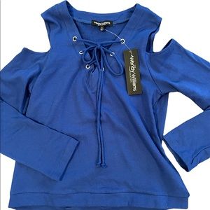 WENDY WILLIAMS COLD SHOULDER LIGHTWEIGHT SWEATSHIRT - NWT